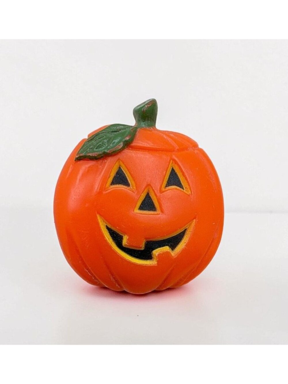 Halloween Pumpkin Pin Smiling Jack-O-Lantern Brooch Hallmark Orange Fall